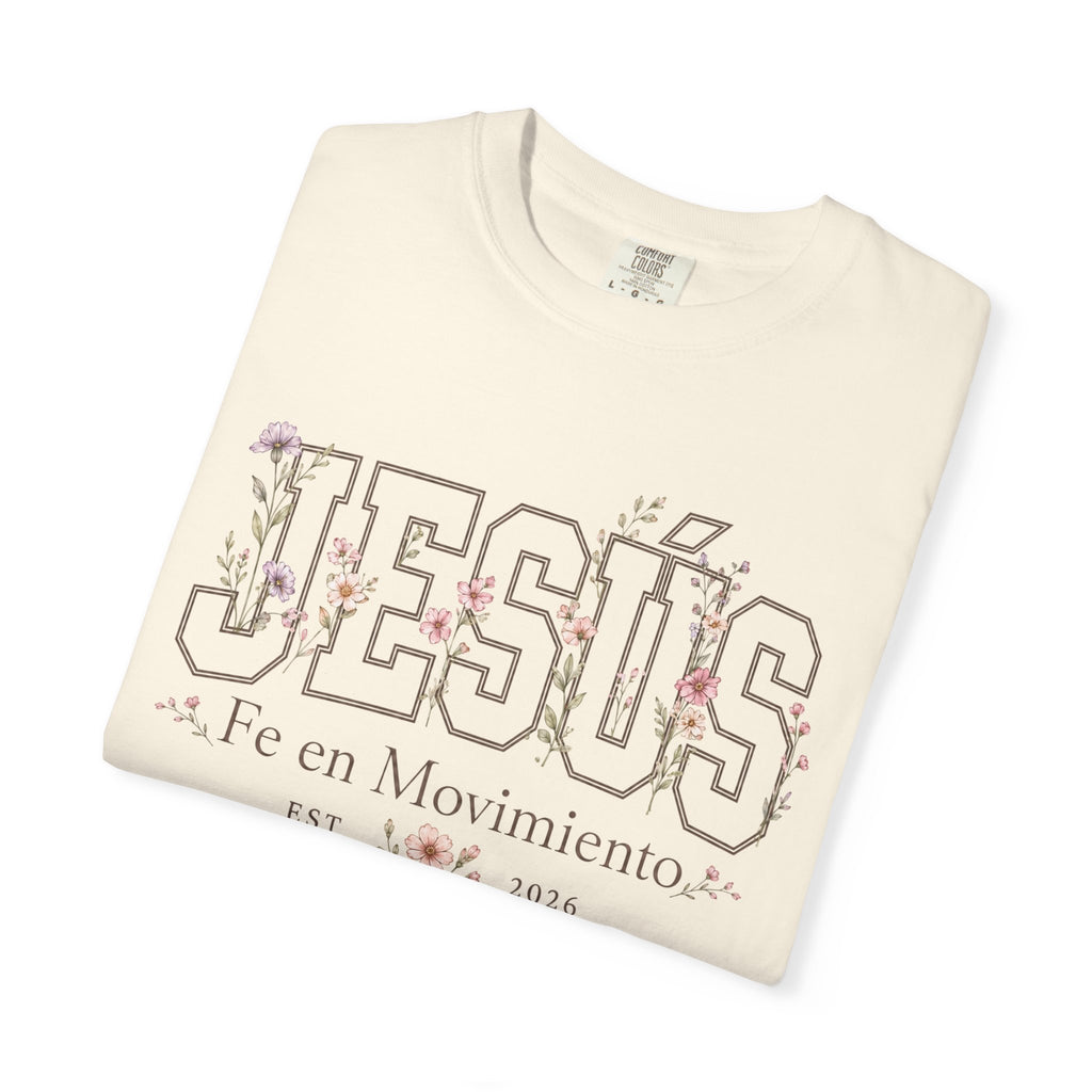 Floral Jesus Christian T-Shirt | Fe en Movimiento Faith-Based Tee